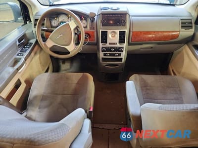 Zdjęcie 8 z 13 samochodu: 2009 CHRYSLER TOWN & COUNTRY LX VIN:2A8HR44E39R549046 - miniatura