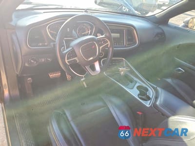 Zdjęcie 8 z 12 samochodu: 2016 DODGE CHALLENGER SXT VIN:2C3CDZAG5GH289498 - miniatura