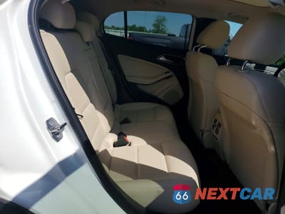 Zdjęcie 10 z 12 samochodu: 2019 MERCEDES-BENZ GLA 250 VIN:WDCTG4EB7KU014896 - miniatura