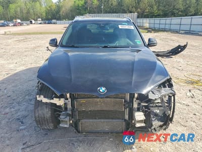 Piąte zdjęcie samochodu w środku: 2017 BMW X5 XDR40E VIN:5UXKT0C34H0V95581 - miniatura