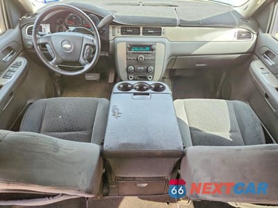 Zdjęcie 8 z 12 samochodu: 2008 CHEVROLET TAHOE C1500 VIN:1GNFC13058J156017 - miniatura