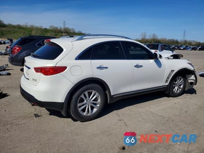 Trzecie zdjęcie samochodu z tyłu: 2010 INFINITI FX35 BASE VIN:JN8AS1MW8AM851111 - miniatura