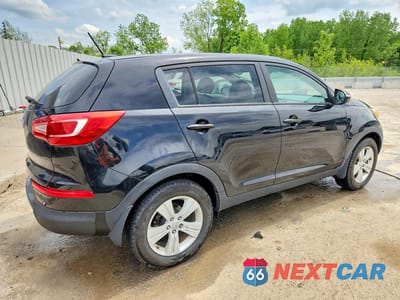 Trzecie zdjęcie samochodu z tyłu: 2012 KIA SPORTAGE LX VIN:KNDPB3A26C7198301 - miniatura