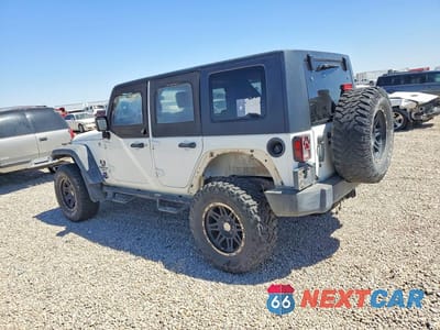 Drugie zdjęcie samochodu z przodu: 2008 JEEP WRANGLER UNLIMITED X VIN:1J4GA39188L575377 - miniatura
