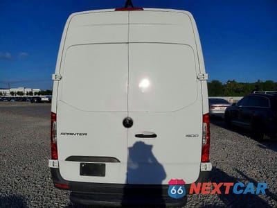 Zdjęcie 6 z 13 samochodu: 2020 MERCEDES BENZ SPRINTER 1500 VIN:W1Y70BGYXLT036766 - miniatura