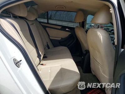 Zdjęcie 10 z 12 samochodu: 2012 VOLKSWAGEN JETTA SE VIN:3VWDP7AJ9CM375347 - miniatura