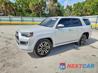 2024 TOYOTA 4RUNNER LIMITED JTEDU5JR5R5306008 - główne zdjęcie licytacji z USA - miniatura