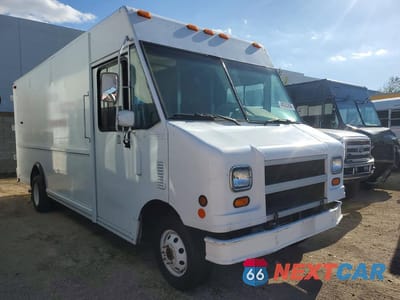 Czwarte zdjęcie samochodu z boku: 2003 FORD ECONOLINE E350 SUPER DUTY STRIPPED CHASS VIN:1FCKE39L73HA93954 - miniatura
