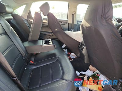 Zdjęcie 10 z 12 samochodu: 2014 VOLKSWAGEN PASSAT SE VIN:1VWBS7A34EC049757 - miniatura