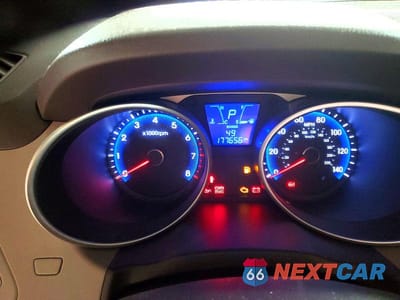 Zdjęcie 9 z 11 samochodu: 2015 HYUNDAI TUCSON SE VIN:KM8JU3AG0FU080838 - miniatura