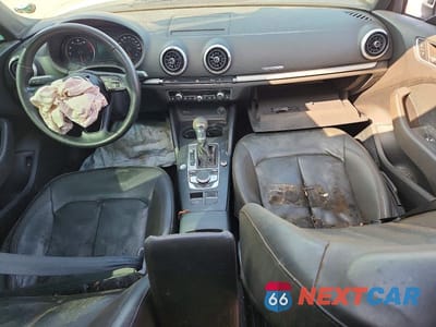 Zdjęcie 8 z 12 samochodu: 2019 AUDI A3 PREMIUM VIN:WAUAUGFFXKA108584 - miniatura