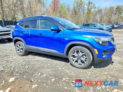 Czwarte zdjęcie samochodu z boku: 2022 KIA SELTOS EX VIN:KNDERCAA9N7315673 - miniatura