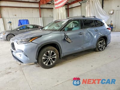 2021 TOYOTA HIGHLANDER XLE 5TDGZRBH7MS128380 - główne zdjęcie licytacji z USA - miniatura