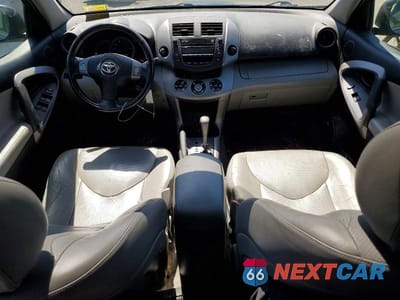 Zdjęcie 8 z 13 samochodu: 2008 TOYOTA RAV4 LIMITED VIN:JTMBD31V186086310 - miniatura