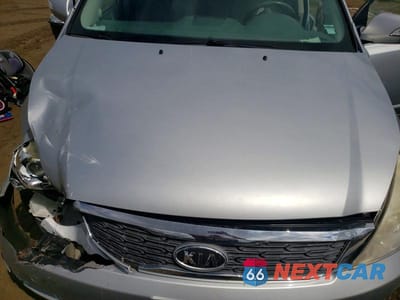 Zdjęcie 12 z 13 samochodu: 2011 KIA SEDONA LX VIN:KNDMG4C7XB6378050 - miniatura