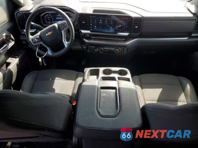 Zdjęcie 8 z 12 samochodu: 2025 CHEVROLET SILVERADO K1500 LT-L VIN:1GCPKKEK7SZ332188 - miniatura
