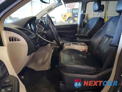 Zdjęcie 7 z 13 samochodu: 2015 CHRYSLER TOWN & COUNTRY TOURING VIN:2C4RC1BG3FR694339 - miniatura