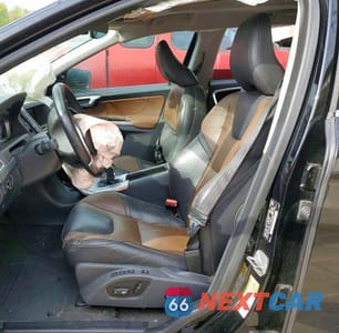 Zdjęcie 7 z 14 samochodu: 2017 VOLVO XC60 T5 DYNAMIC VIN:YV440MRR3H2066629 - miniatura
