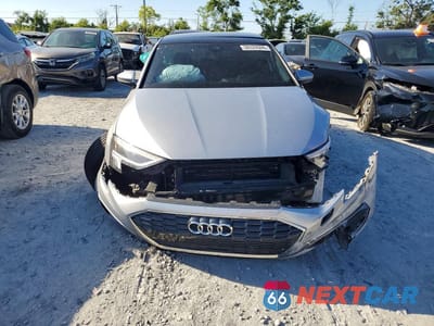 Piąte zdjęcie samochodu w środku: 2024 AUDI A3 PREMIUM VIN:WAUAUDGY6RA035674 - miniatura