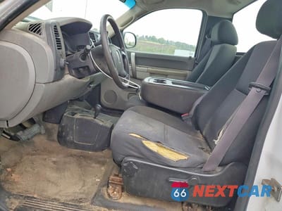 Zdjęcie 7 z 12 samochodu: 2011 GMC SIERRA K1500 VIN:1GTN2TEA0BZ268824 - miniatura