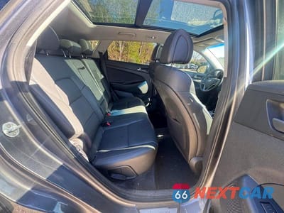 Zdjęcie 6 z 10 samochodu: 2016 HYUNDAI TUCSON LIMITED VIN:KM8J3CA23GU217084 - miniatura