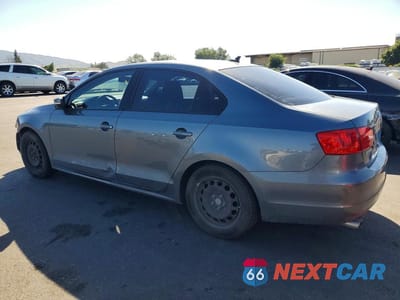 Drugie zdjęcie samochodu z przodu: 2014 VOLKSWAGEN JETTA SE VIN:3VWD17AJ5EM420952 - miniatura