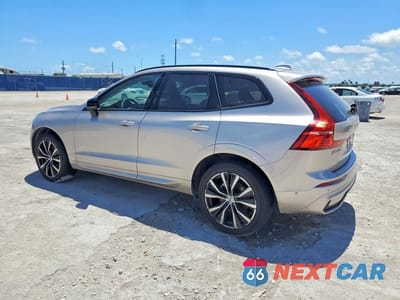 Drugie zdjęcie samochodu z przodu: 2024 VOLVO XC60 PLUS VIN:YV4L12RL0R1933551 - miniatura