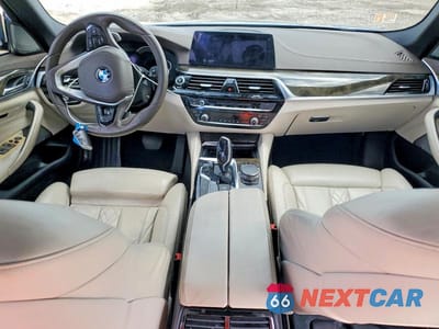 Zdjęcie 8 z 12 samochodu: 2017 BMW 540 I VIN:WBAJE5C3XHG916662 - miniatura