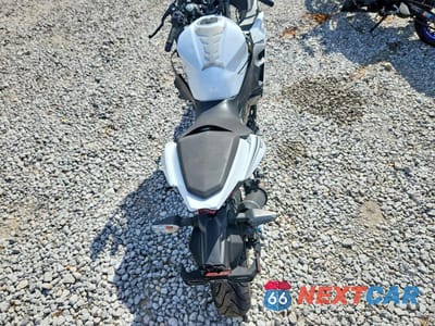 Zdjęcie 6 z 8 samochodu: 2023 KAWASAKI EX400 VIN:JKAEXKH19PDAR8102 - miniatura