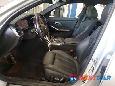 Zdjęcie 7 z 12 samochodu: 2019 BMW 330XI VIN:WBA5R7C57KAJ86819 - miniatura