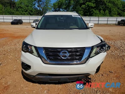 Piąte zdjęcie samochodu w środku: 2017 NISSAN PATHFINDER SV VIN:5N1DR2MN8HC626491 - miniatura