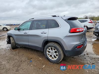 Drugie zdjęcie samochodu z przodu: 2016 JEEP CHEROKEE LATITUDE VIN:1C4PJMCS1GW198658 - miniatura