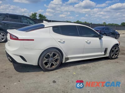 Trzecie zdjęcie samochodu z tyłu: 2020 KIA STINGER GT-LINE VIN:KNAE15LA1L6077155 - miniatura