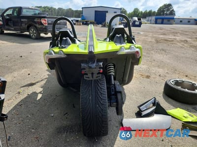 Czwarte zdjęcie samochodu z boku: 2023 POLARIS SLINGSHOT SL VIN:57XAAPHD9P8159460 - miniatura