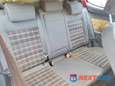 Zdjęcie 10 z 13 samochodu: 2006 VOLKSWAGEN NEW GTI VIN:WVWEV71K76W091029 - miniatura