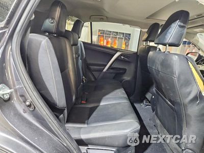 Zdjęcie 11 z 13 samochodu: 2016 TOYOTA RAV4 HV LIMITED VIN:JTMDJREV8GD033189 - miniatura