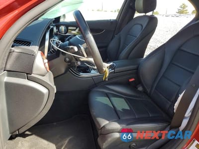 Zdjęcie 7 z 12 samochodu: 2017 MERCEDES-BENZ C 300 VIN:WDDWF4JB2HR288603 - miniatura