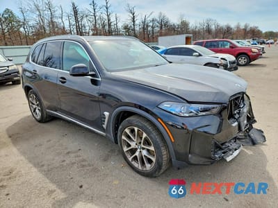 Czwarte zdjęcie samochodu z boku: 2025 BMW X5 XDRIVE40I VIN:5UX23EU00S9W51438 - miniatura