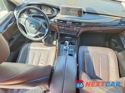 Zdjęcie 8 z 12 samochodu: 2016 BMW X5 SDRIVE35I VIN:5UXKR2C52G0R68904 - miniatura
