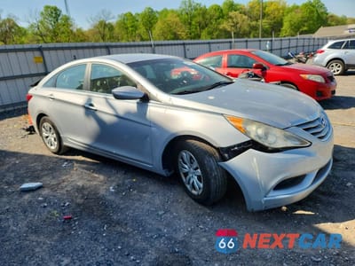 Czwarte zdjęcie samochodu z boku: 2012 HYUNDAI SONATA GLS VIN:5NPEB4AC2CH343254 - miniatura