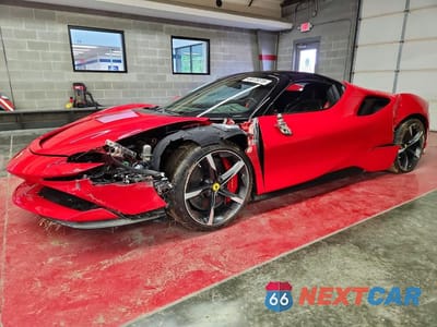 2022 FERRARI SF 90 SPIDER ZFF96NMA8N0276702 - główne zdjęcie licytacji z USA - miniatura