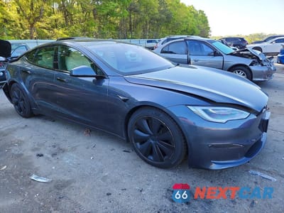 Czwarte zdjęcie samochodu z boku: 2022 TESLA MODEL S VIN:5YJSA1E59NF470729 - miniatura