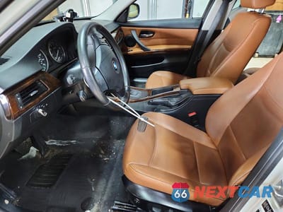 Zdjęcie 7 z 12 samochodu: 2012 BMW 328 XI VIN:WBAUU3C56CA543377 - miniatura