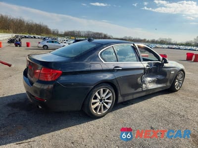 Trzecie zdjęcie samochodu z tyłu: 2016 BMW 535 XI VIN:WBA5B3C53GG252879 - miniatura