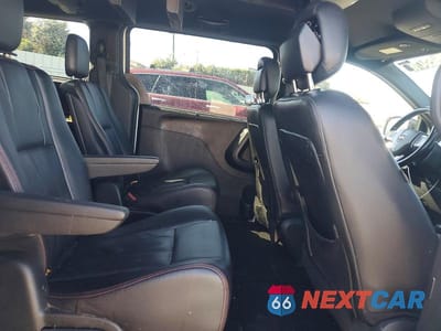 Zdjęcie 10 z 12 samochodu: 2019 DODGE GRAND CARAVAN GT VIN:2C4RDGEG2KR533650 - miniatura