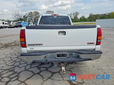 Zdjęcie 6 z 12 samochodu: 2003 GMC NEW SIERRA C1500 VIN:1GTEC19T13E332889 - miniatura