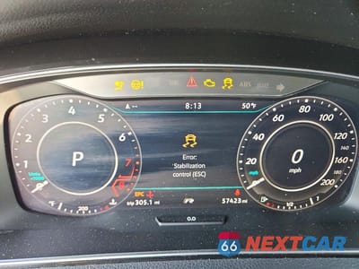 Zdjęcie 9 z 12 samochodu: 2018 VOLKSWAGEN GOLF R VIN:WVWVF7AU2JW219040 - miniatura