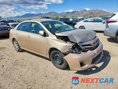 Czwarte zdjęcie samochodu z boku: 2012 TOYOTA COROLLA LE VIN:2T1BU4EE9CC822850 - miniatura