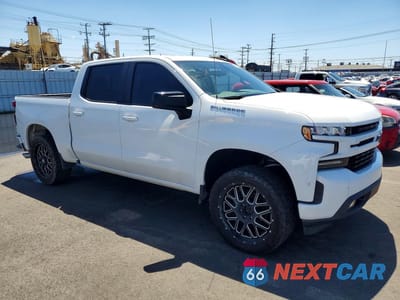 Czwarte zdjęcie samochodu z boku: 2019 CHEVROLET SILVERADO C1500 RST VIN:1GCPWDED1KZ124597 - miniatura