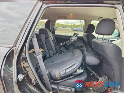 Piąte zdjęcie samochodu w środku: 2017 NISSAN PATHFINDER S VIN:5N1DR2MM4HC639603 - miniatura